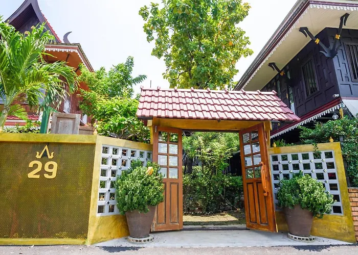 Oyo 326 Ruen Thai Mareeya 2* Bangkok
